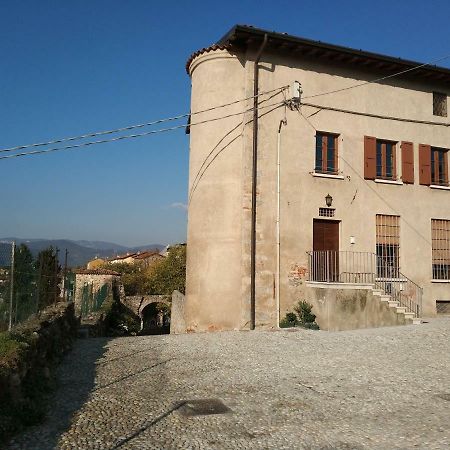 Apartamento Sunrise In The Castle Bedizzole Exterior foto